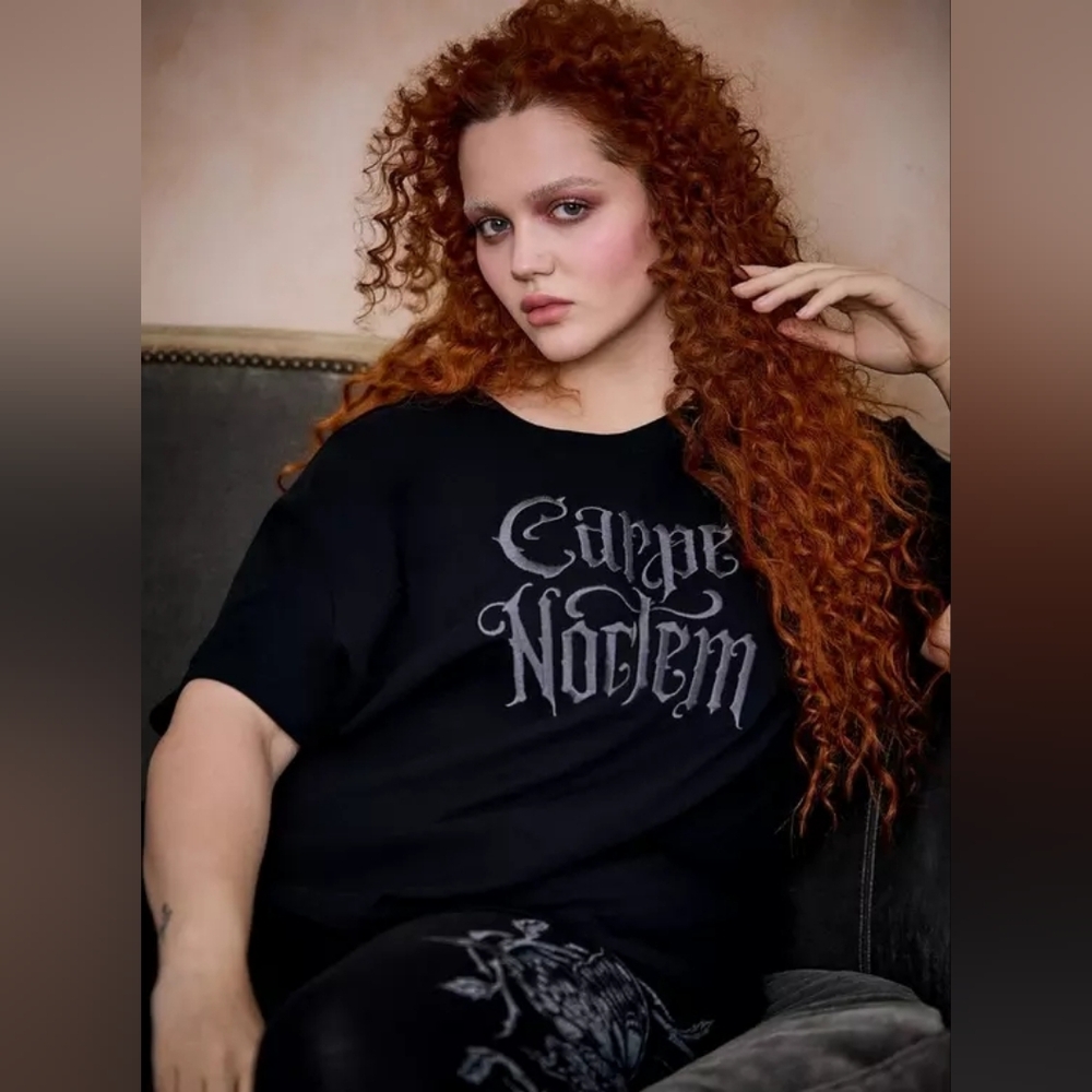 Torrid Nightfall Oversized Heritage Jersey Tee Size 1 Carpe Noctem
